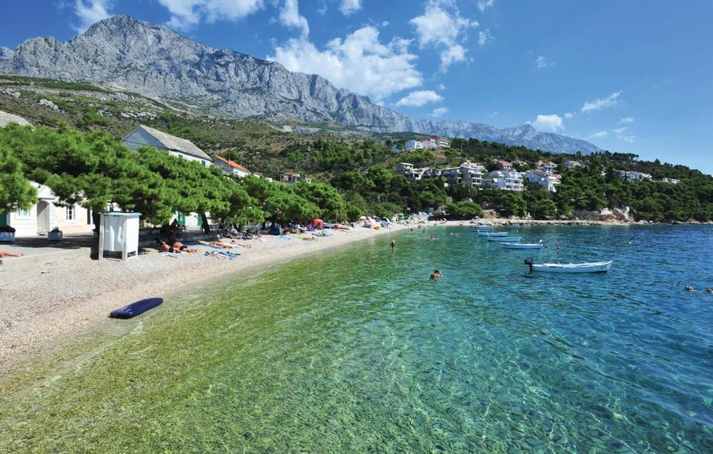 Villa Kristina - Ferienhaus Baška Voda - Topići, Private Outdoor Swimmingpool, WiFi Exterior foto